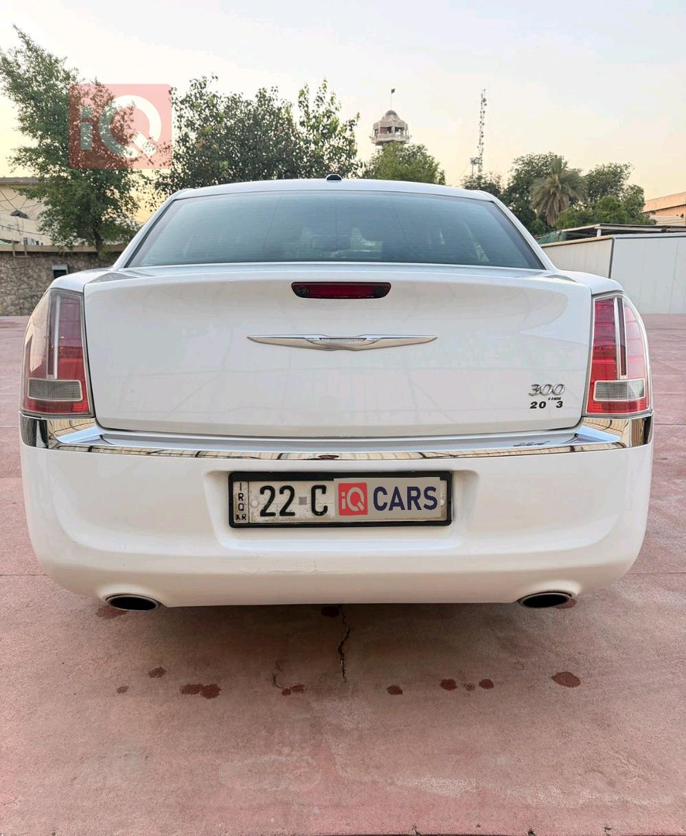 Chrysler 300